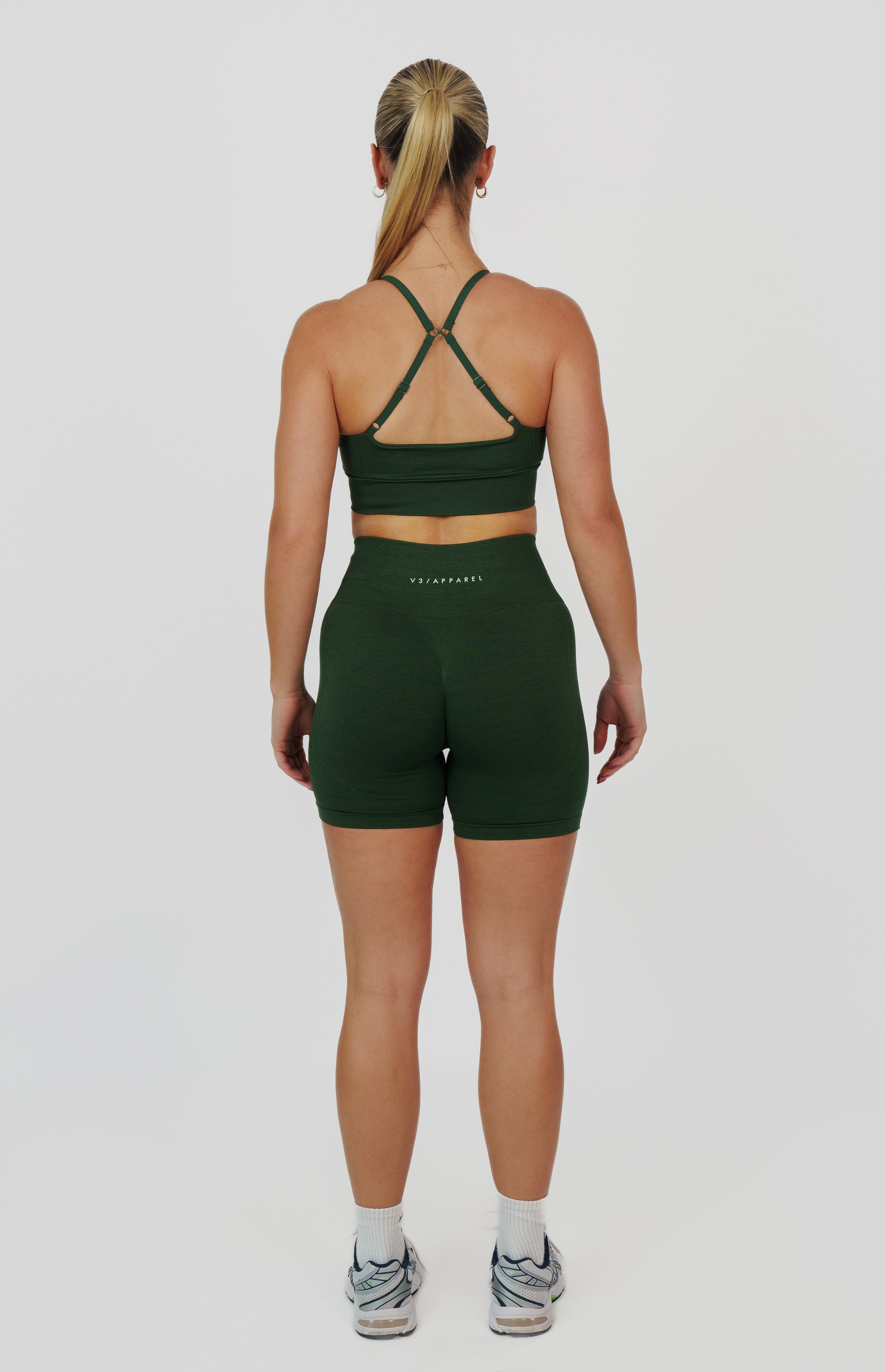 Tempo Seamless Scrunch Shorts & Multi-Way Sports Bra Set - Hunter Green