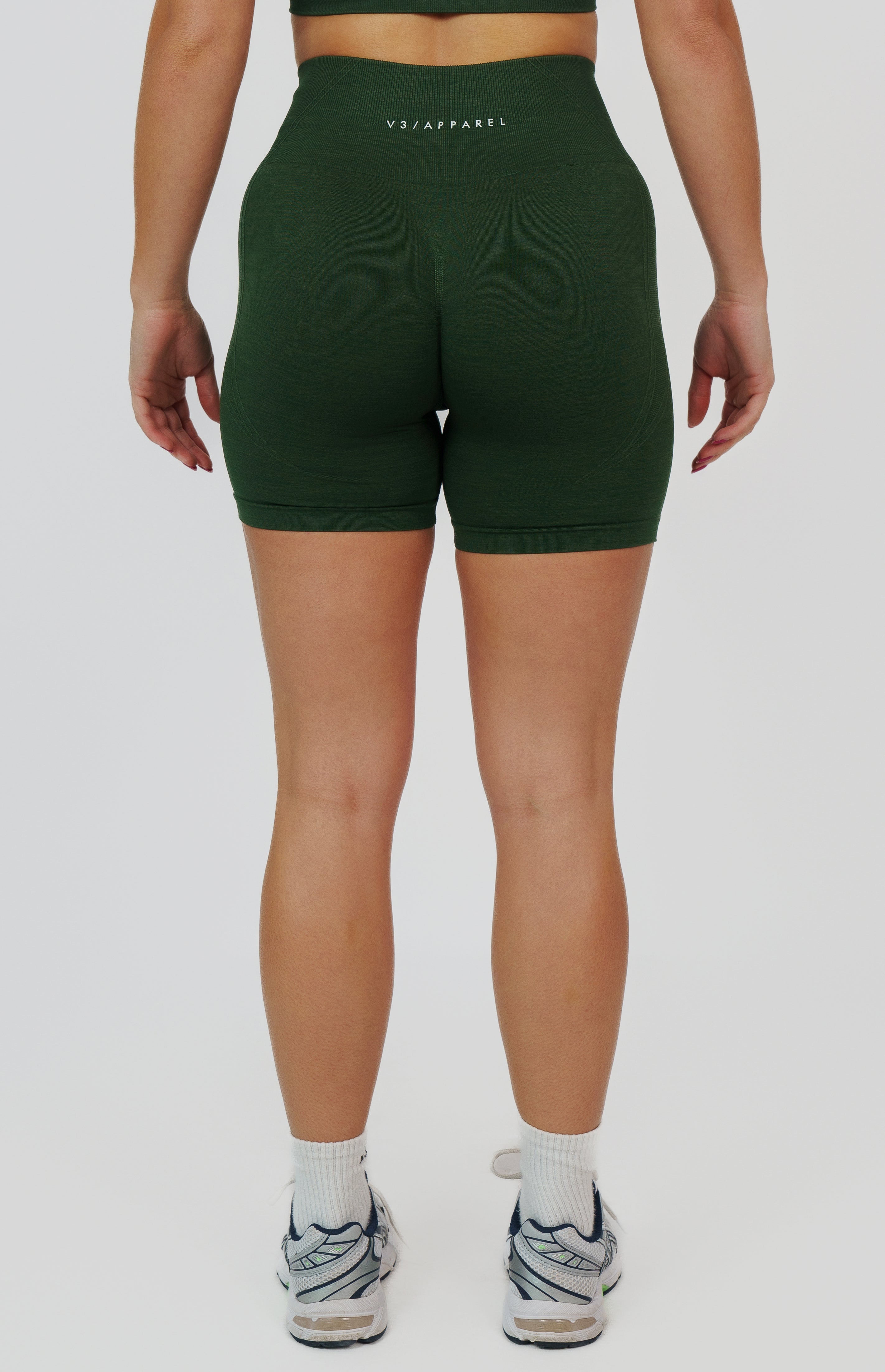 Tempo Seamless Scrunch Shorts - Hunter Green