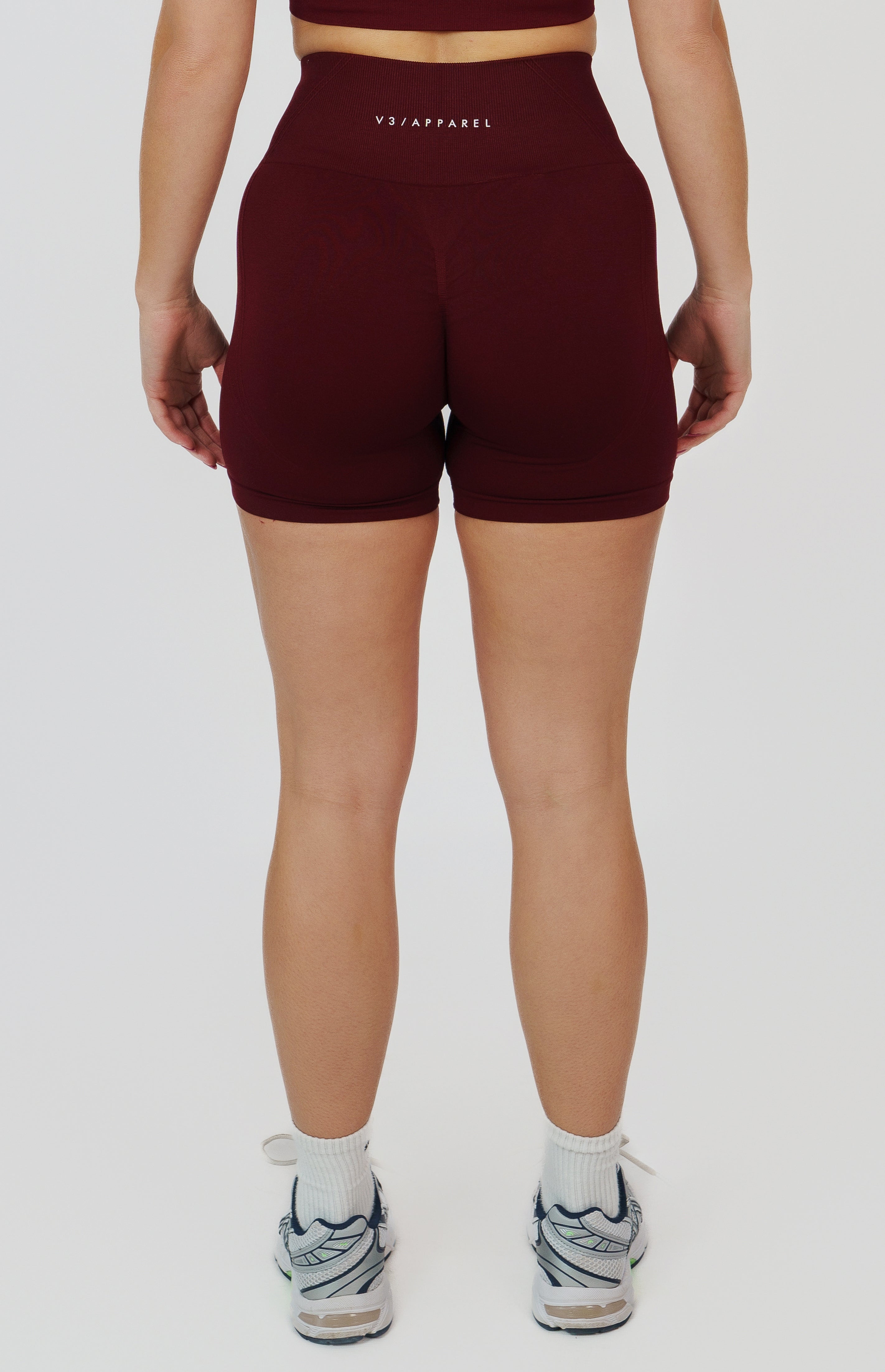 Tempo Seamless Scrunch Shorts - Pomegranate Red