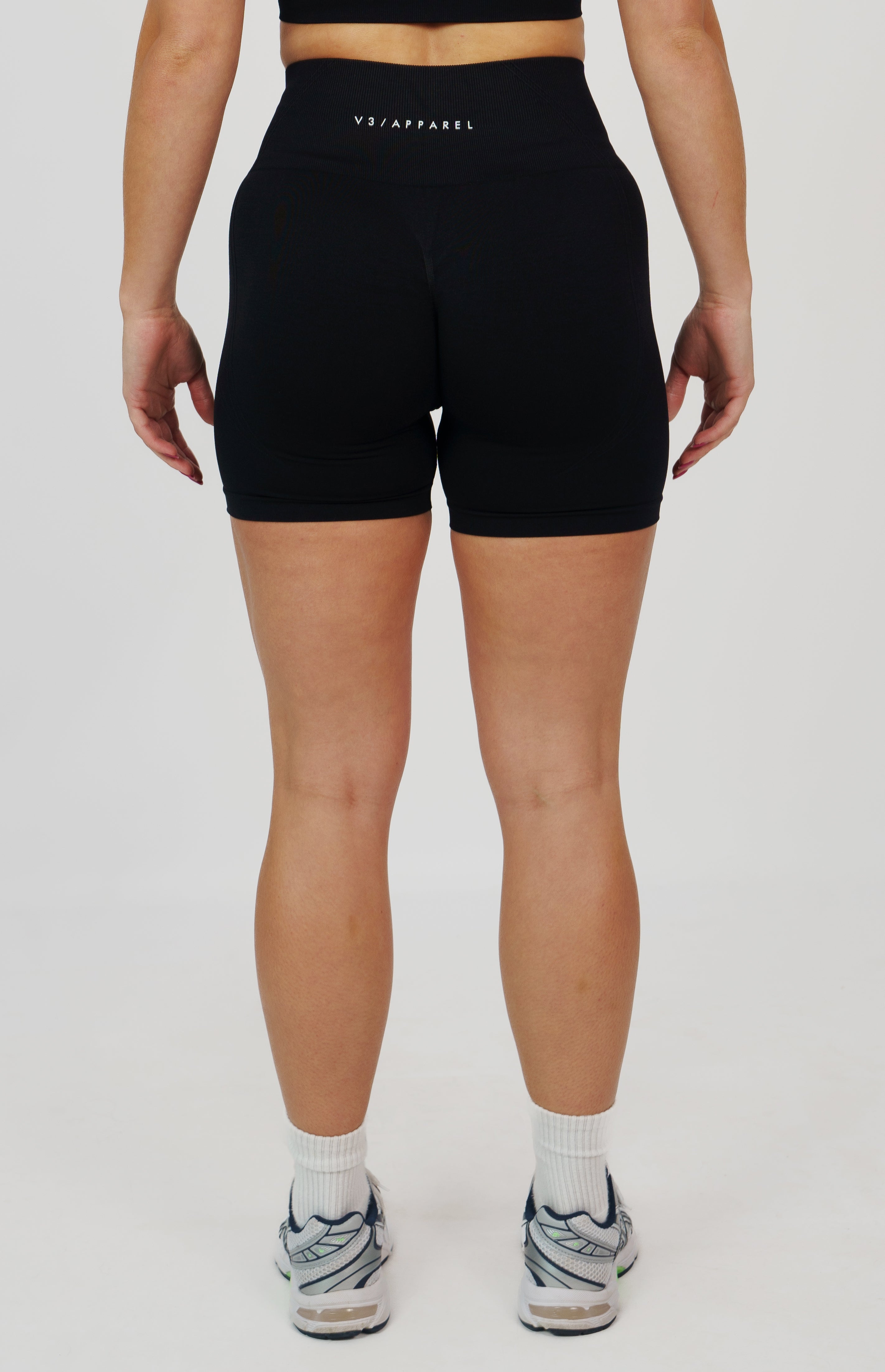 Tempo Seamless Scrunch Shorts - Black